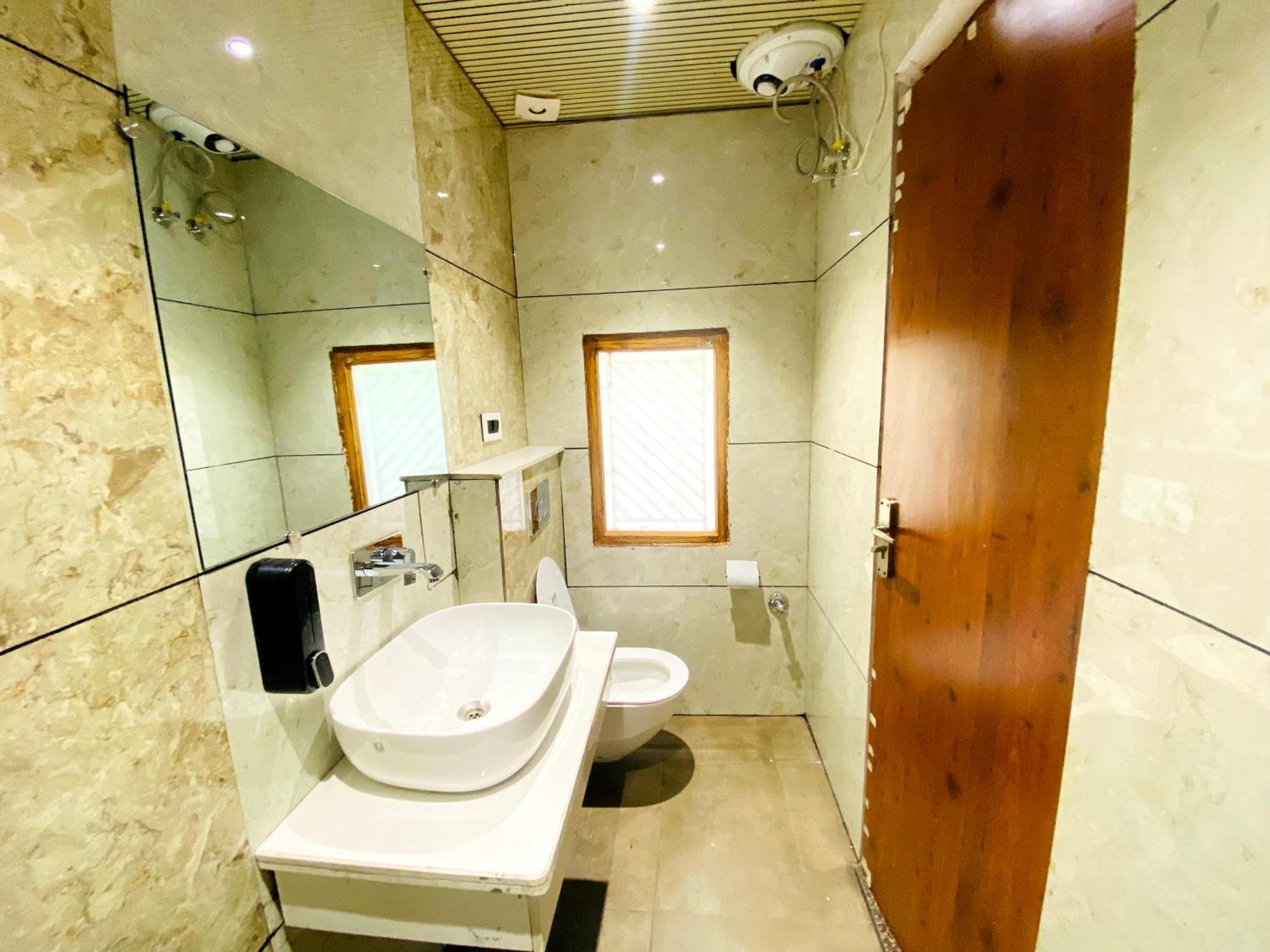 Sonu Guesthouse & Hostel, Rishikesh Ngoại thất bức ảnh